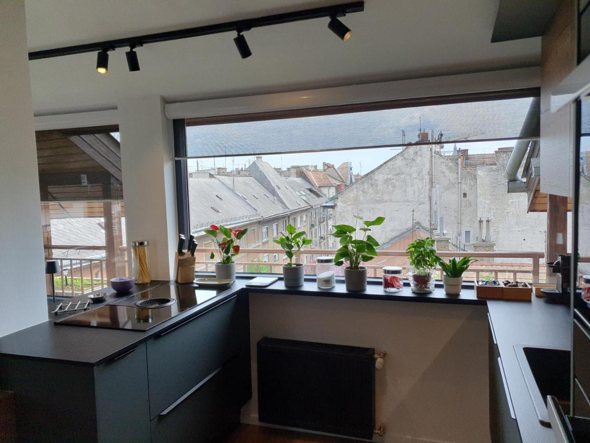 Modern Top Floor Loft With Balcony Budapešť Exteriér fotografie