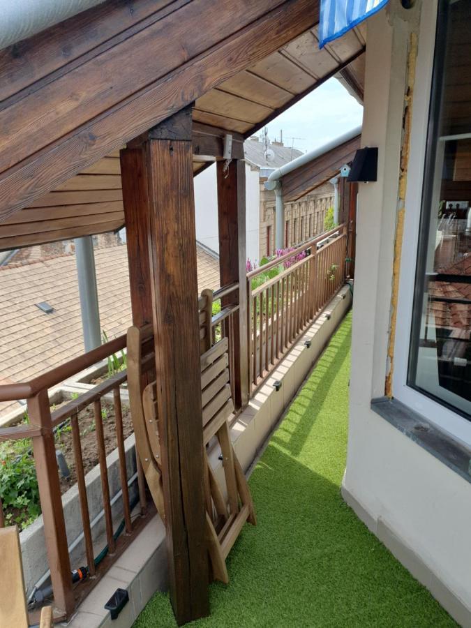 Modern Top Floor Loft With Balcony Budapešť Exteriér fotografie